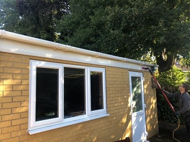 fascia-soffit-cleaning-7